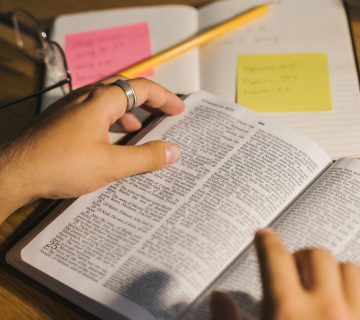 Etude des épitres aux Hébreux